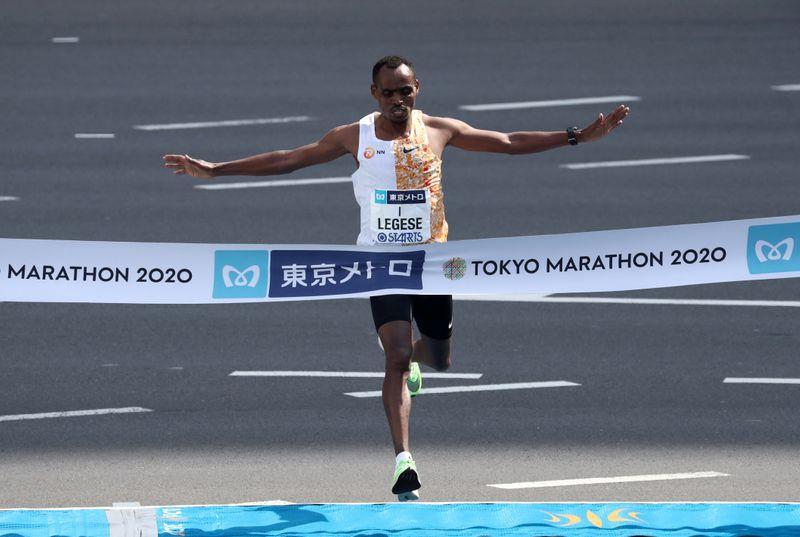 Birhanu Legese wins Tokyo Marathon title as Suguru Osako sets new ...